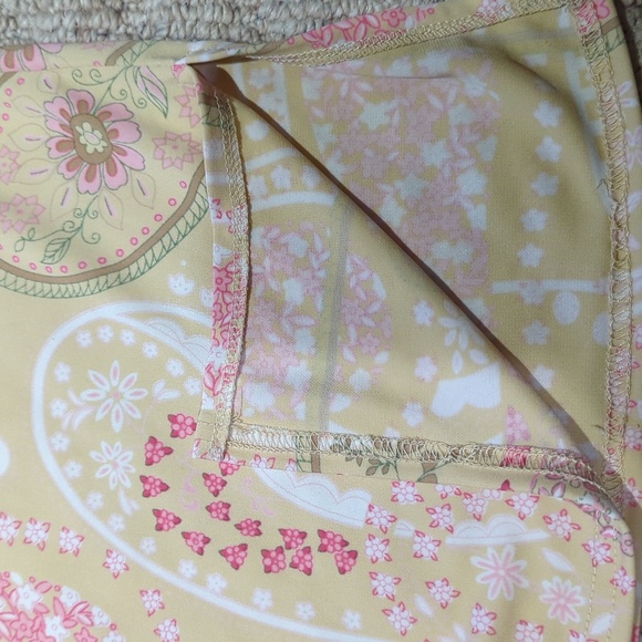 Girls size 8/10 skirt - Picture 6 of 6